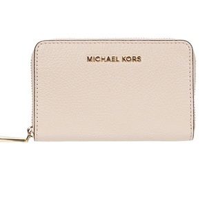 Michael Kors Small Pebbled Wallet NEW
